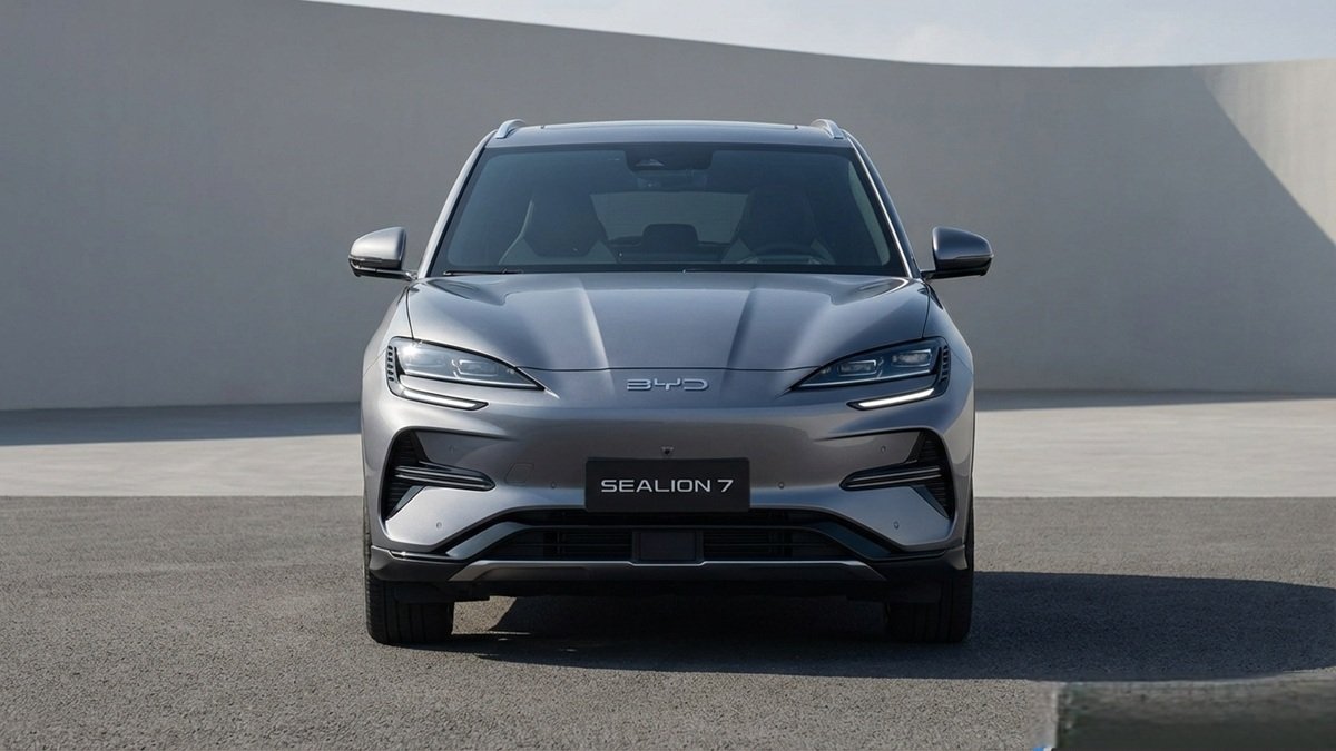 BYD Sealion 7 2026 electric SUV expected launch and price in Pakistan